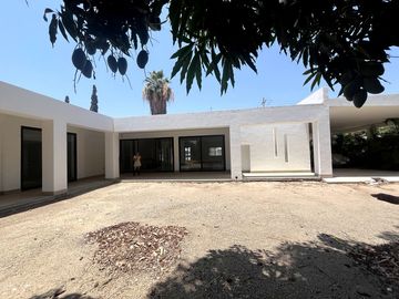CASA  EN VENTA MUY AMPLIA Y MODERNA  EN ANGOSTURA SINALOA MEXICO