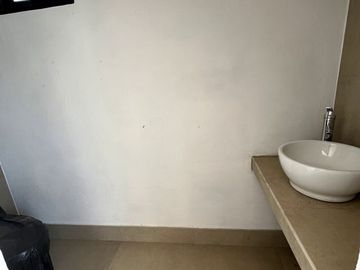 CASA  EN VENTA MUY AMPLIA Y MODERNA  EN ANGOSTURA SINALOA MEXICO