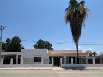 CASA  EN VENTA MUY AMPLIA Y MODERNA  EN ANGOSTURA SINALOA MEXICO