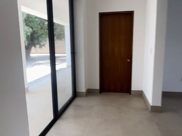 CASA  EN VENTA MUY AMPLIA Y MODERNA  EN ANGOSTURA SINALOA MEXICO