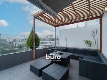 PENTHOUSE EN VENTA ACCESO DIRECTO A PARQUE BLUME CON TERRAZA EN MIRAFLORES