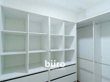 PENTHOUSE EN VENTA ACCESO DIRECTO A PARQUE BLUME CON TERRAZA EN MIRAFLORES