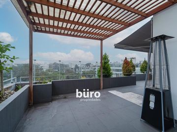 PENTHOUSE EN VENTA ACCESO DIRECTO A PARQUE BLUME CON TERRAZA EN MIRAFLORES
