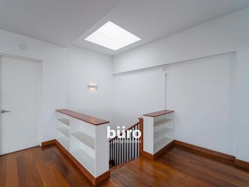 PENTHOUSE EN VENTA ACCESO DIRECTO A PARQUE BLUME CON TERRAZA EN MIRAFLORES