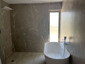 Venta Residencia en Privada Yucatán Country Club