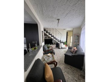 Casa independiente en Santa Mónica, Dosquebradas