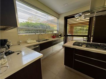 VENTA CASA EN LLANOGRANDE RIONEGRO