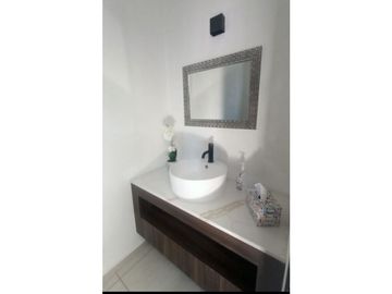 CASA EN VENTA EN FRACCIONAMIENTO DE SAN JUAN DEL RIO, QUERÉTARO.