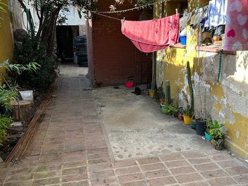 Casa en Güemes A DEMOLER , OPORTUNIDAD INVERSIONISTA. Zona Cañada