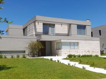 Casa - Pilara