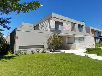 Casa - Pilara