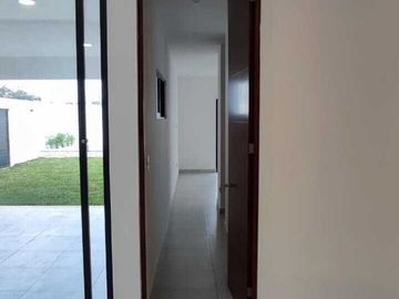 Casa en esquina en venta en Cumbres Dzitya