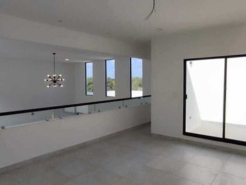 Casa en esquina en venta en Cumbres Dzitya