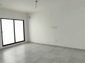 Casa en esquina en venta en Cumbres Dzitya