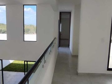 Casa en esquina en venta en Cumbres Dzitya