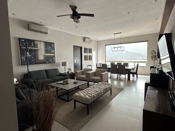 Vista real hermosa residencia en venta de 18,500,000