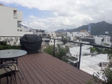 Vista real hermosa residencia en venta de 18,500,000