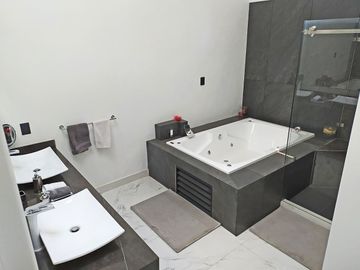 Casa en Privada en Vista Hermosa, Cuernavaca, Morelos CAEN-972-Cp