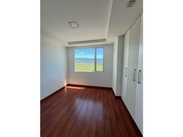 Departamento de arriendo, 3 dormitorios, sector Valle de los Chillos