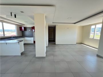 Departamento de arriendo, 3 dormitorios, sector Valle de los Chillos