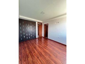 Departamento de arriendo, 3 dormitorios, sector Valle de los Chillos