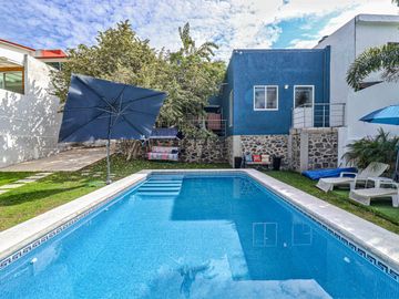 CASA MODERNA EN BURGOS VIG 24/7 ALBERCA Y JARDIN PRIVADO