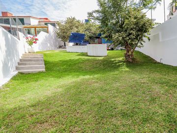 CASA MODERNA EN BURGOS VIG 24/7 ALBERCA Y JARDIN PRIVADO