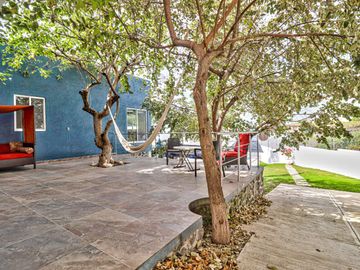 CASA MODERNA EN BURGOS VIG 24/7 ALBERCA Y JARDIN PRIVADO