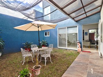CASA MODERNA EN BURGOS VIG 24/7 ALBERCA Y JARDIN PRIVADO