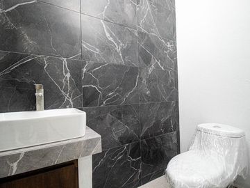 ESPECTACULAR CASA EN EXCLUSIVO FRACC EN BURGOS