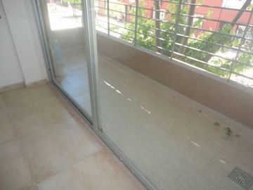 VENTA DE DEPARTAMENTO EN Caseros