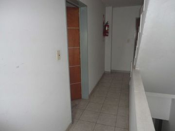 VENTA DE DEPARTAMENTO EN Caseros