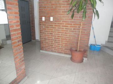 VENTA DE DEPARTAMENTO EN Caseros