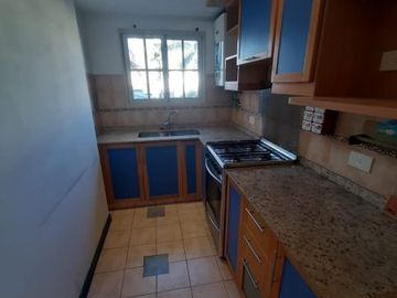 VENTA DE DEPARTAMENTO EN Caseros
