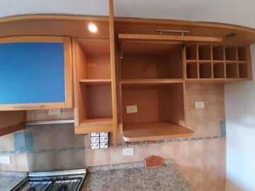 VENTA DE DEPARTAMENTO EN Caseros