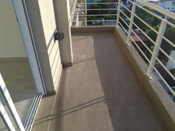 VENTA DE DEPARTAMENTO EN Caseros