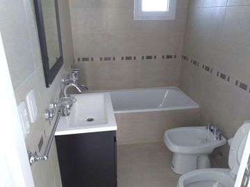 VENTA DE DEPARTAMENTO EN Caseros