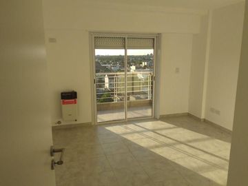 VENTA DE DEPARTAMENTO EN Caseros