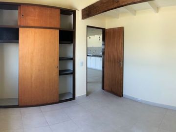 VENTA DE DEPARTAMENTO EN Caseros