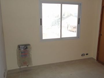 VENTA DE DEPARTAMENTO EN Caseros