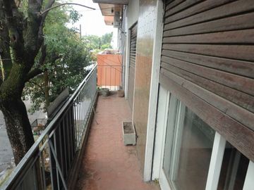 VENTA DE DEPARTAMENTO EN Caseros