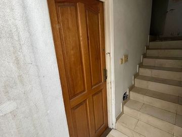 VENTA DE DEPARTAMENTO EN Caseros