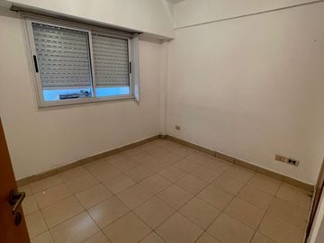 VENTA DE DEPARTAMENTO EN Caseros