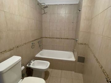 VENTA DE DEPARTAMENTO EN Caseros