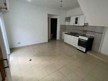 VENTA DE DEPARTAMENTO EN Caseros