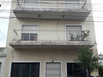 VENTA DE DEPARTAMENTO EN Caseros