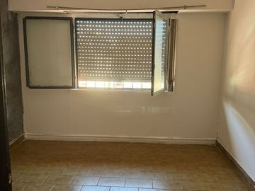 VENTA DE DEPARTAMENTO EN Caseros