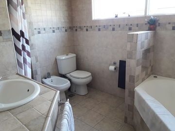 VENTA DE CASA EN Martin Coronado