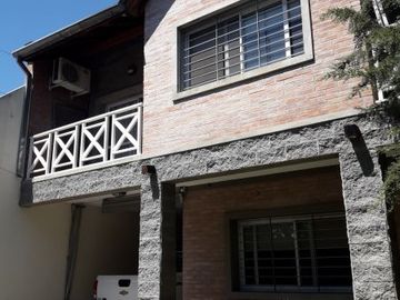 VENTA DE CASA EN Martin Coronado