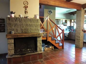 VENTA DE CASA EN Martin Coronado